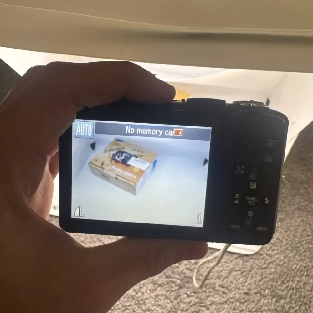 Canon PowerShot A2100 IS 12.1MP - Tested Working W/ Box And Manual Good Conditio
